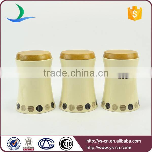 Wholesale ceramic modern dot decal storage Jars with wooden lid