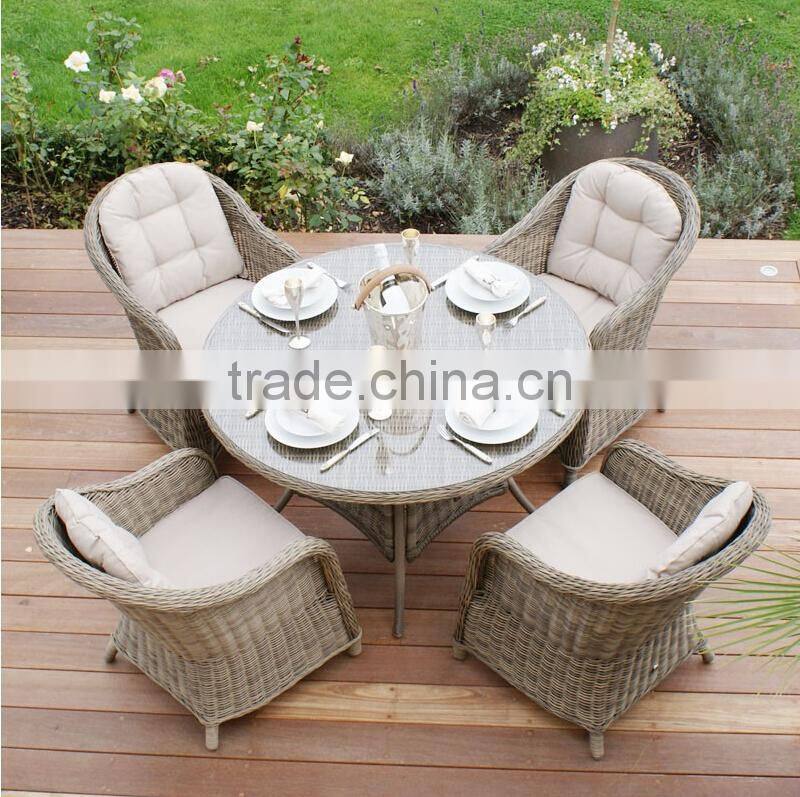 2017 Trade Assurance most popular Space-Saving luxury round rattan 5pcs garden table set furniture