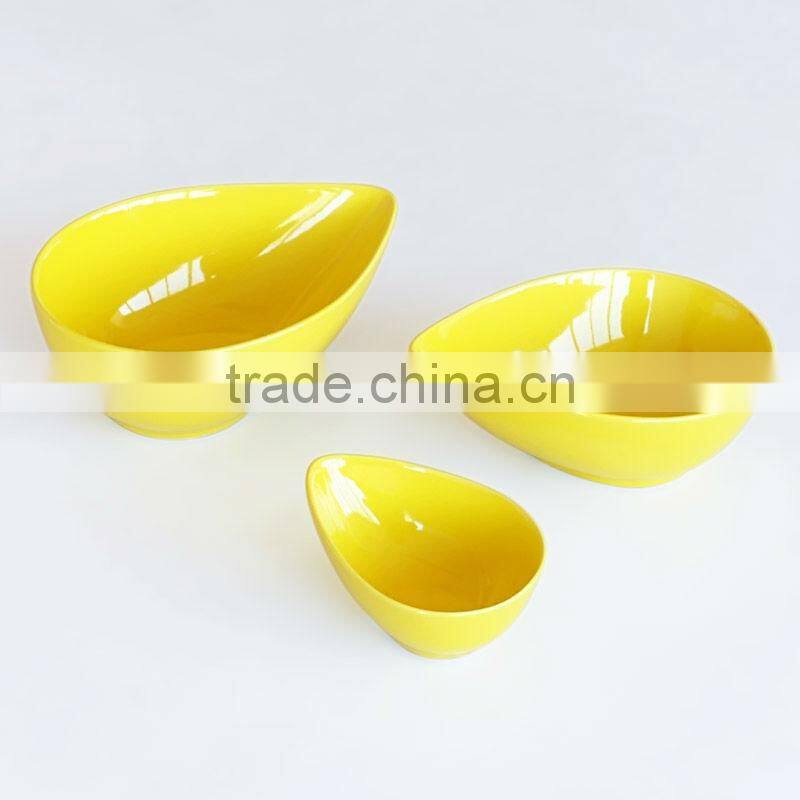 Hot sale solid color stoneware gravy boat