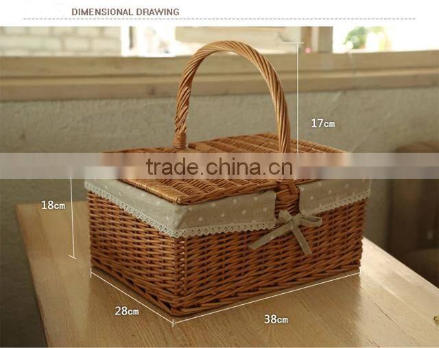 Handled rectangular natural wicker hamper box with liner