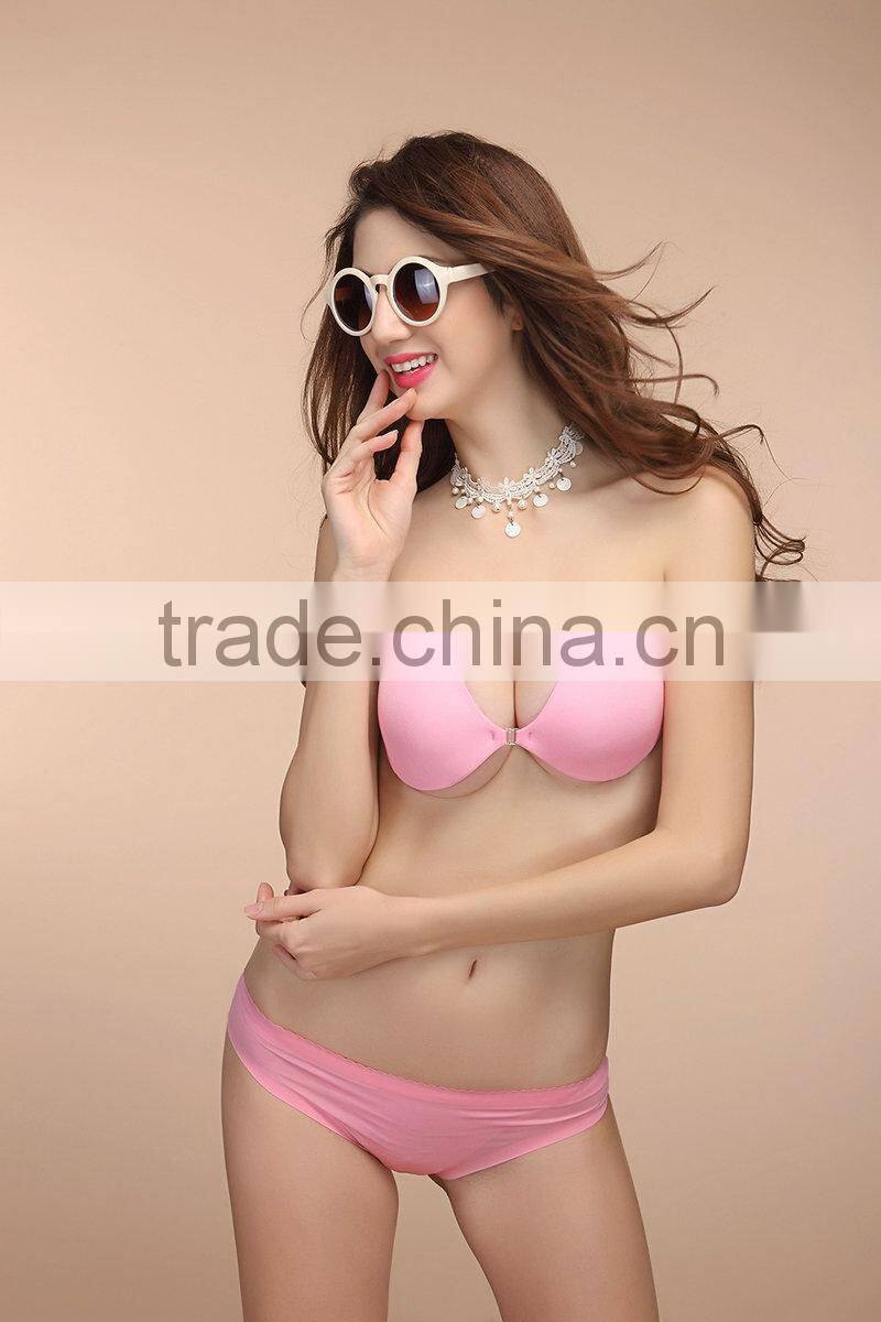 breathable invisible bra model image