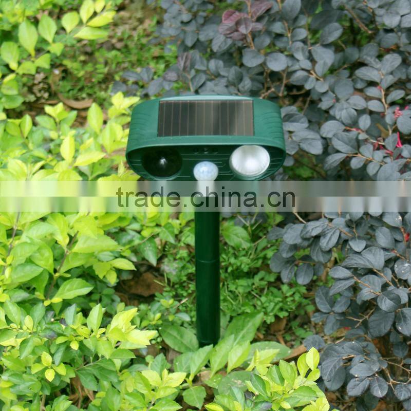 New Solar Power Ultrasonic Wave InfraRed Sensor Dog Pest Repeller Chaser Dual Animal Scarer solar panel Dog Repeller