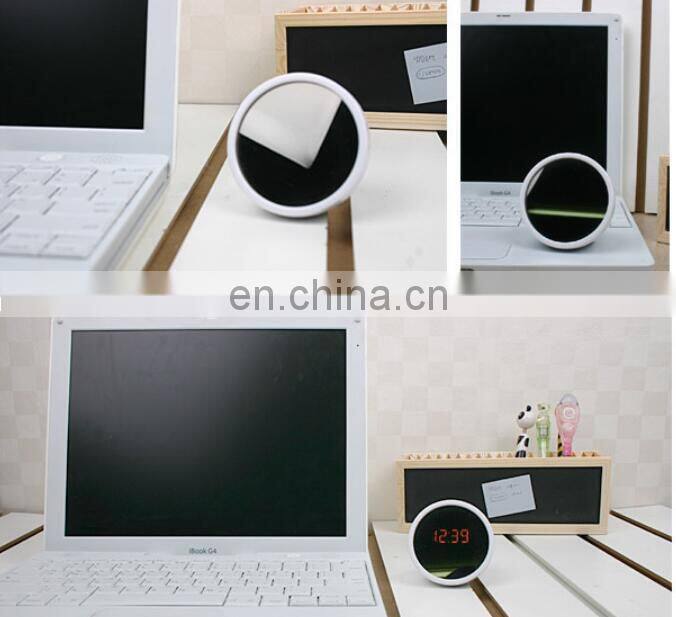 2019 new style easy carrying magic beauty mirror with led clock