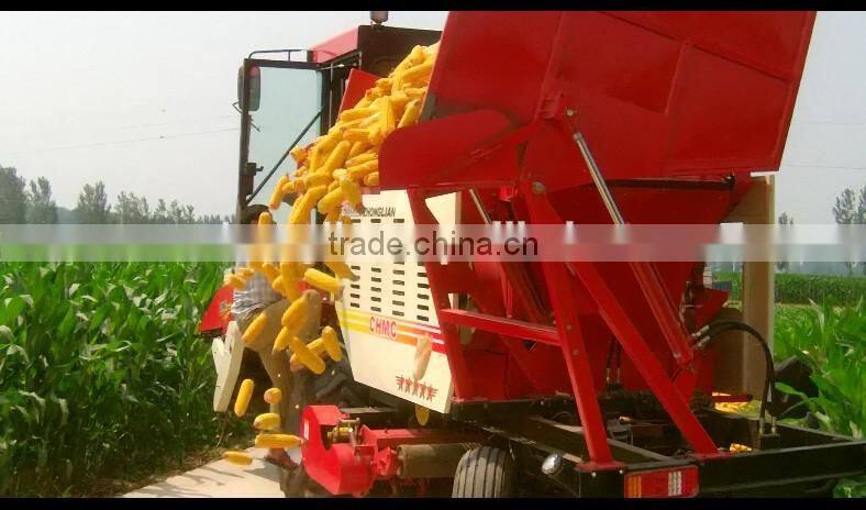 Mini corn picker for corn cobs