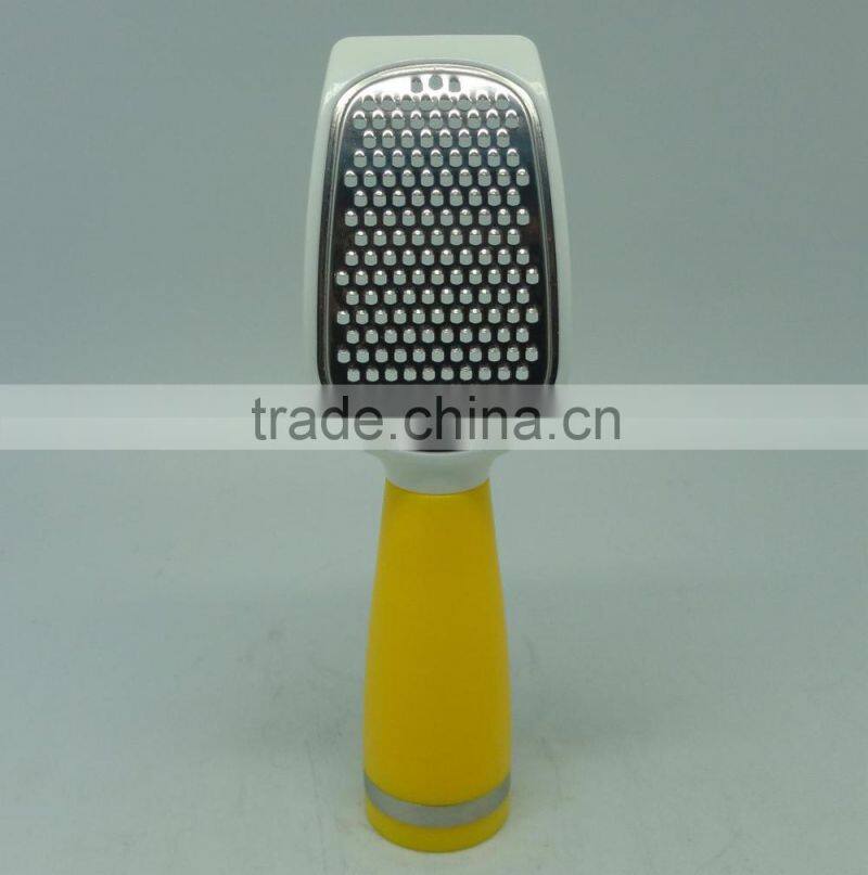 PLASTIC KITCHEN TOOL GRATER