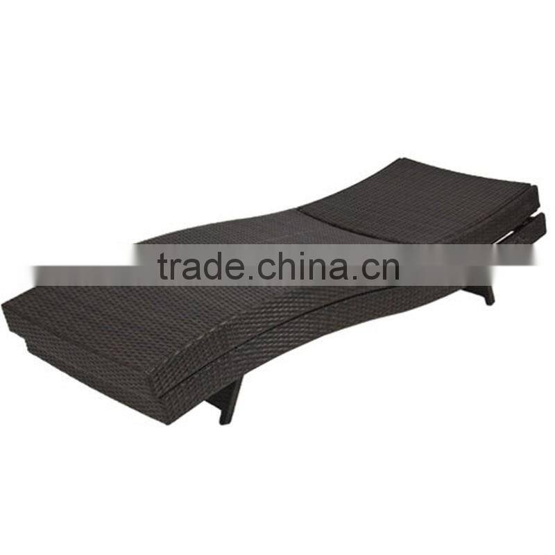 PE Rattan Wicker Outdoor Patio Pool Chaise Lounge Chair