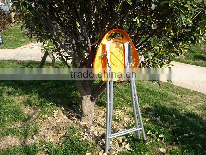 Strong and durable 45H metal leg and plastic triangle folding stool