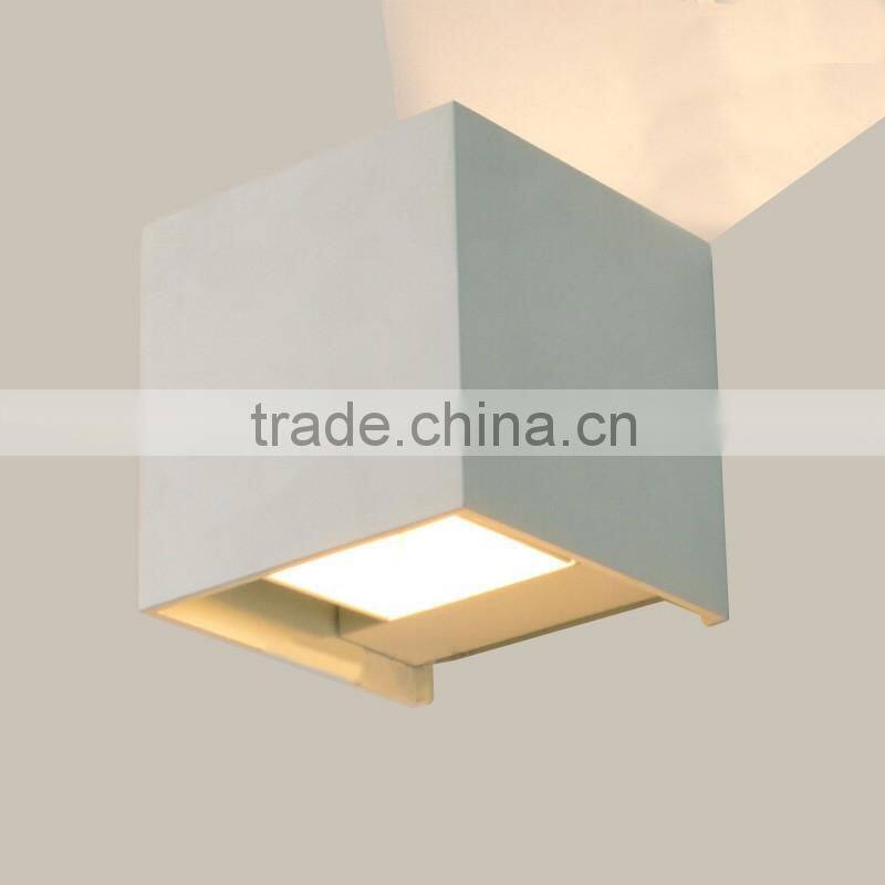 2015 NEW CE RoHS SIMPLE waterproof IP65 modern outdoor wall lamp