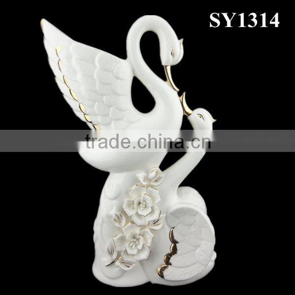 Elegant flower arrangement table home decoration