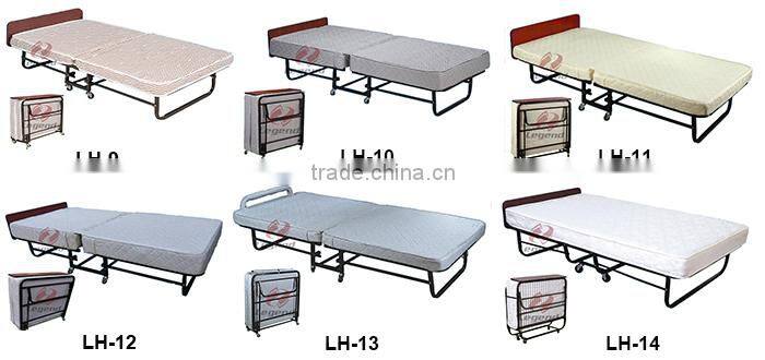 Portable white steel tube and pipe sleeper folding rollaway bed