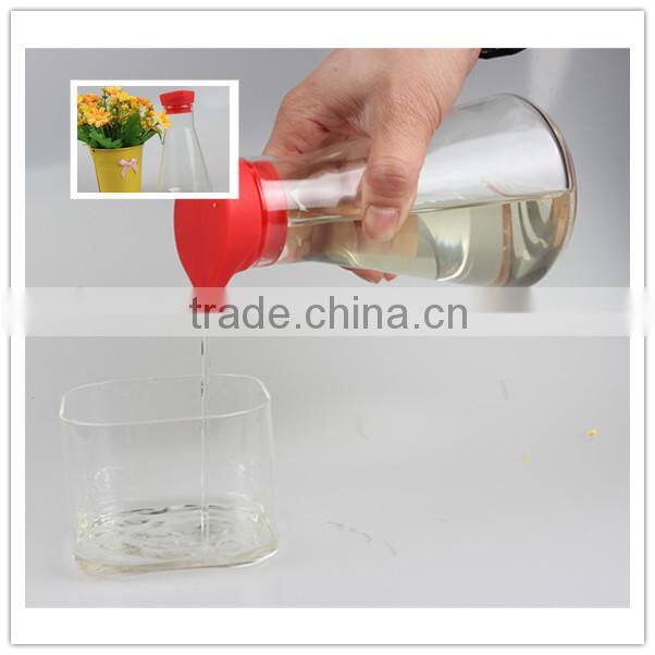 China Heat Resisitant Fancy Home Deco Wholesale Pyrex Glass Cooking Oil Dispenser With Rubber Lid