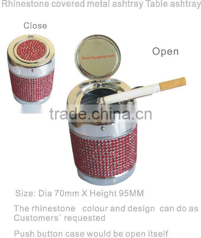 Table ashtray be covered with wood leater