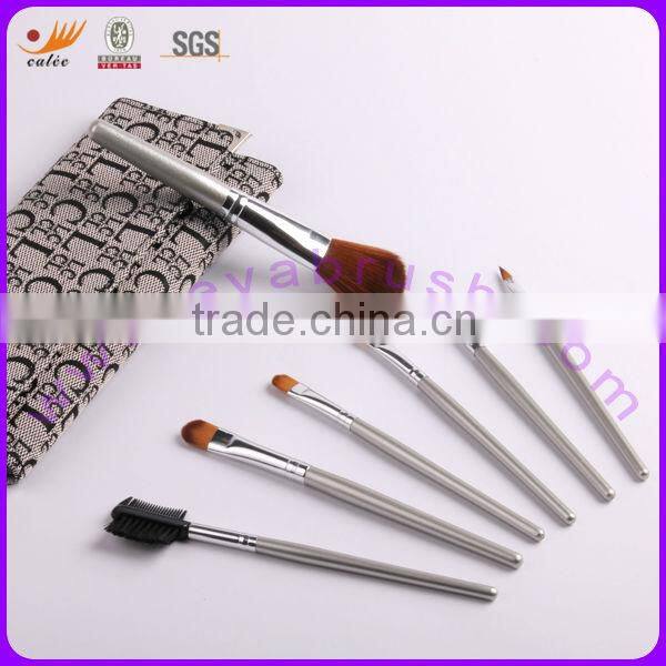 7Pcs Professional Cosmetic Brush Set with Pouch