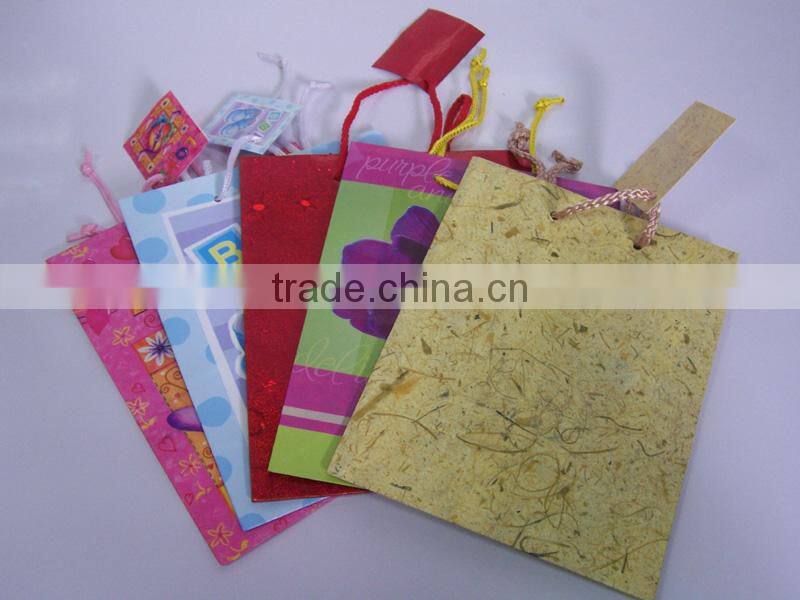 2013 cheap personalized Chrismas paper gift bag wholesale