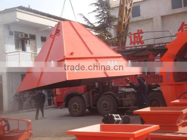 Concrete loading hopper