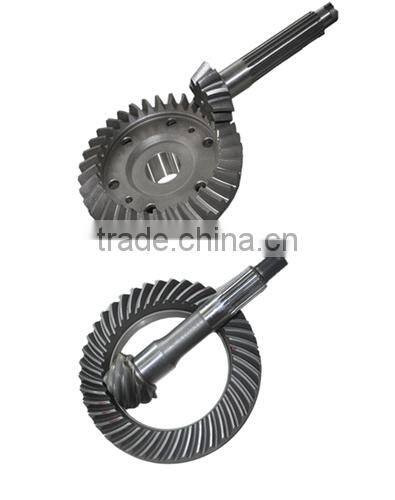 Diff gear crown wheel and pinion for tricycle rear alxe