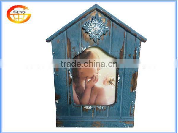 Different color photo frame with house design