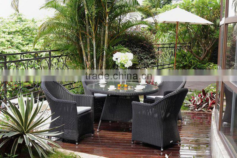 2017 Sigma UV resistant modern cheap rattan glass and metal dining table and chair