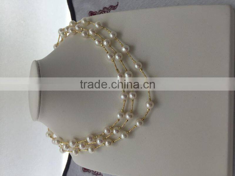 Ladies 8-9mm White Freshwater Pearl Necklace With 14K Gold Chain
