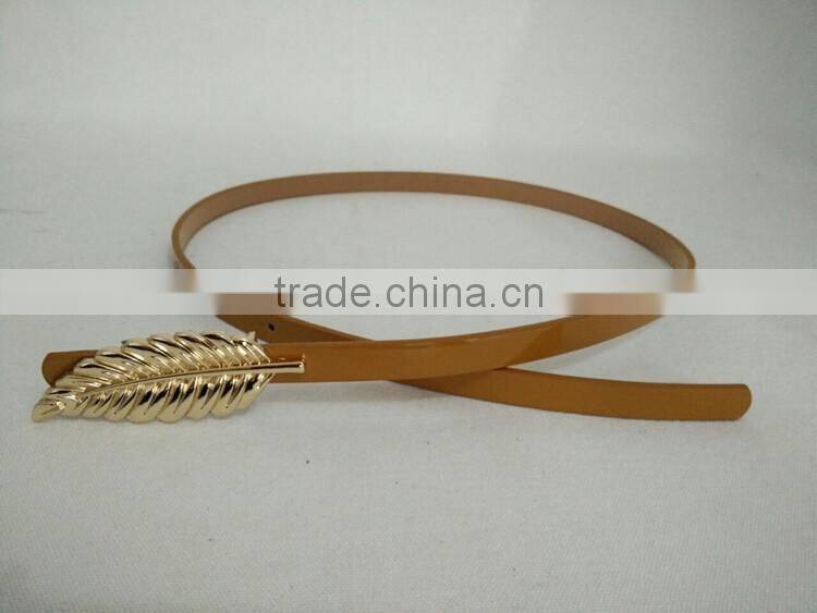 Wholesale leaf pattern alloy buckle sex women lady thin PU waist belt
