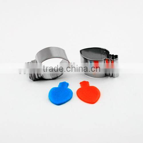 Kasun novelty vegetable radish metal cookie cutter dog bone cookie cutter