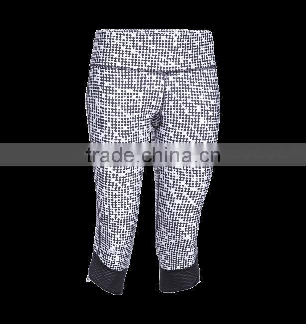 Ladies sport capri yoge wear