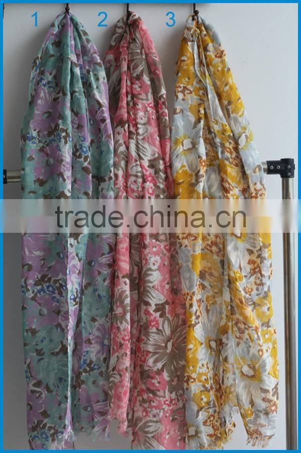 Japan hot selling lady's fashion floral printing neck scarf
