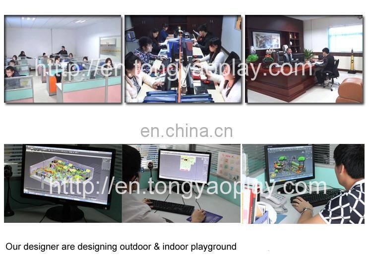 funny mini water park water spray gun toy