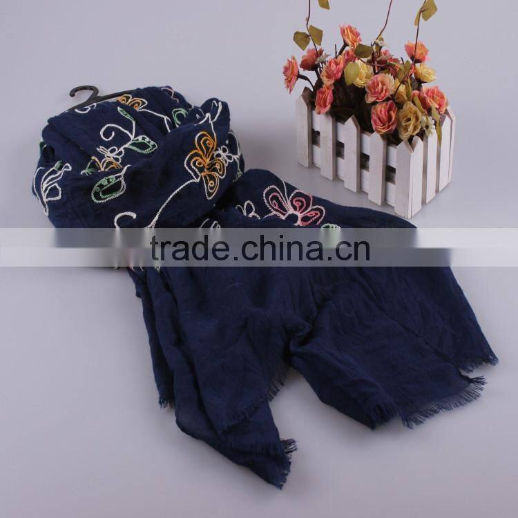 Wholesale Women Fashion Flower Embroidery Design Tassel Cotton Winter Scarf
