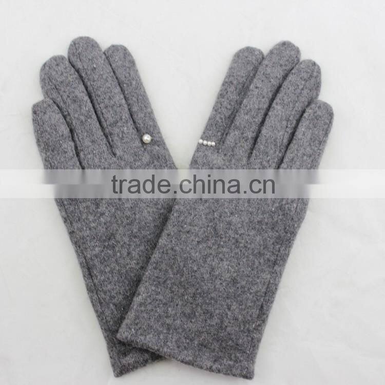 ladies affordable woolen gloves with fake pearl ring