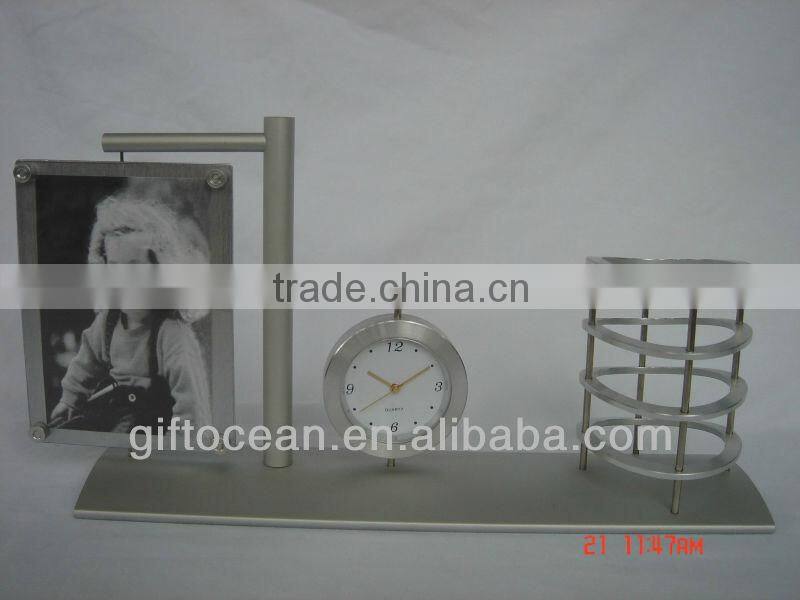 aluminium metal art crafts gift table carriage clocks with penholder