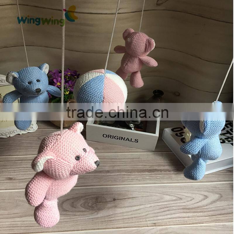 Wholesale 100% knitted cotton material bear care baby crib muscial mobile