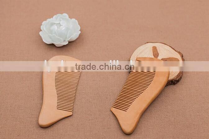 Nice wooden hotel hair combs/ hotel amenities