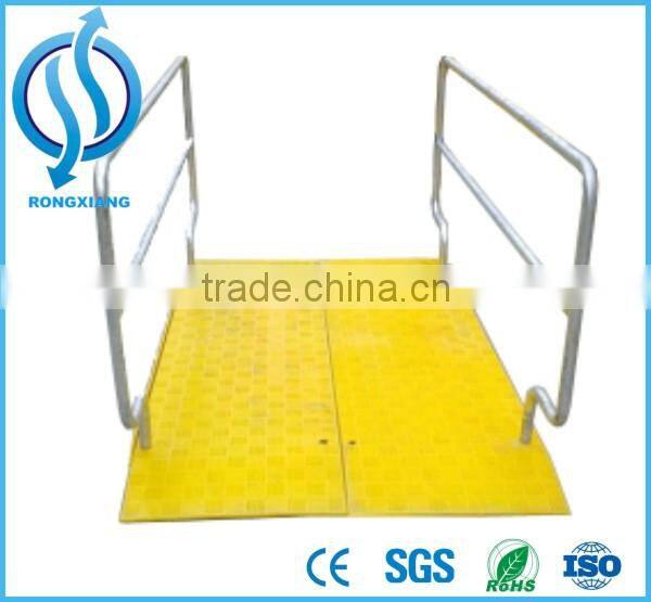 Most Popular Road Center Section Walkway Plastic Trench Cover
