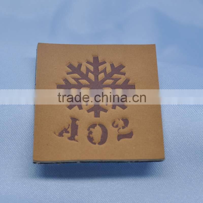 Chinese factory bulk produced woven badges