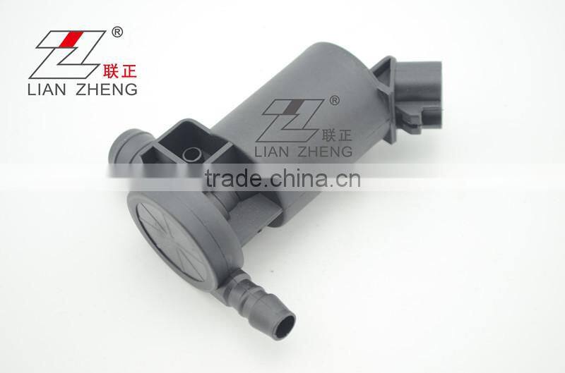 Headlamp Washer Pump Part number 85280-30040 Front Windows Fit For Toyota