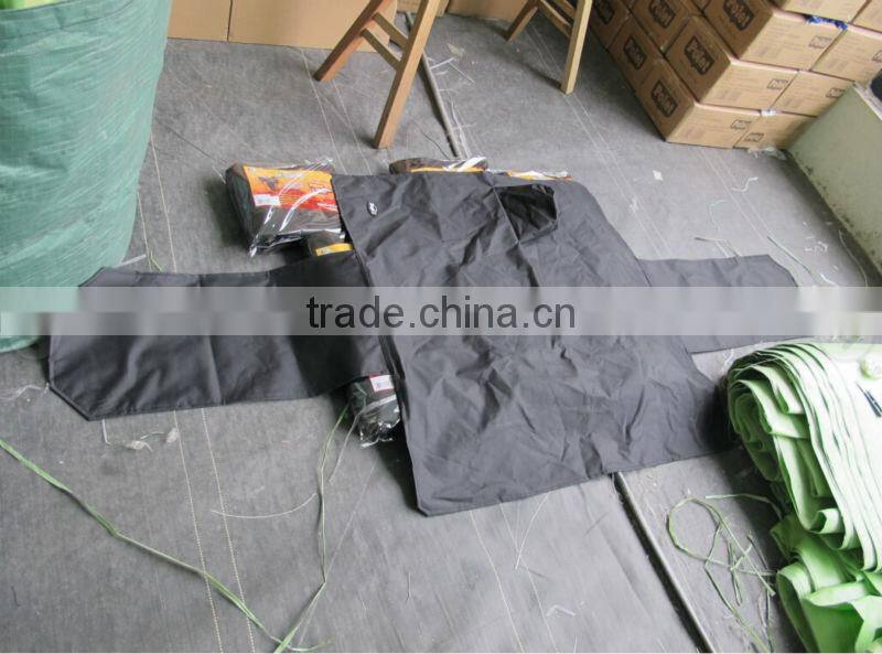 cheap nylon 600D oxford saddle cover with elastic straps to secure cover to saddle features a cut out for horn