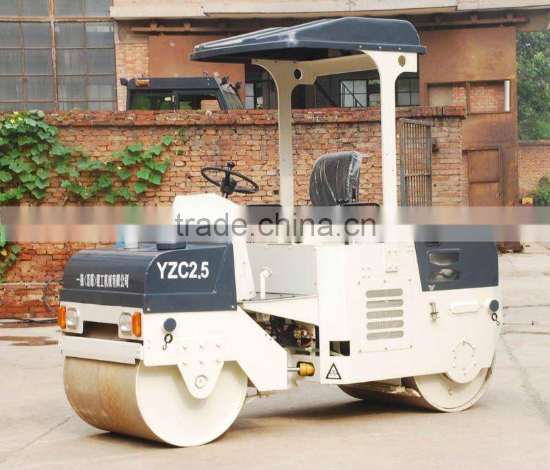 Compact and Utility 2.5 Tons YZC2.5 Double Drums Vibratory Rollers for Road Construction
