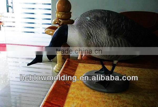 Shen zhen blow mold plastic goose decoys