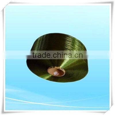 Yarn twisting machine