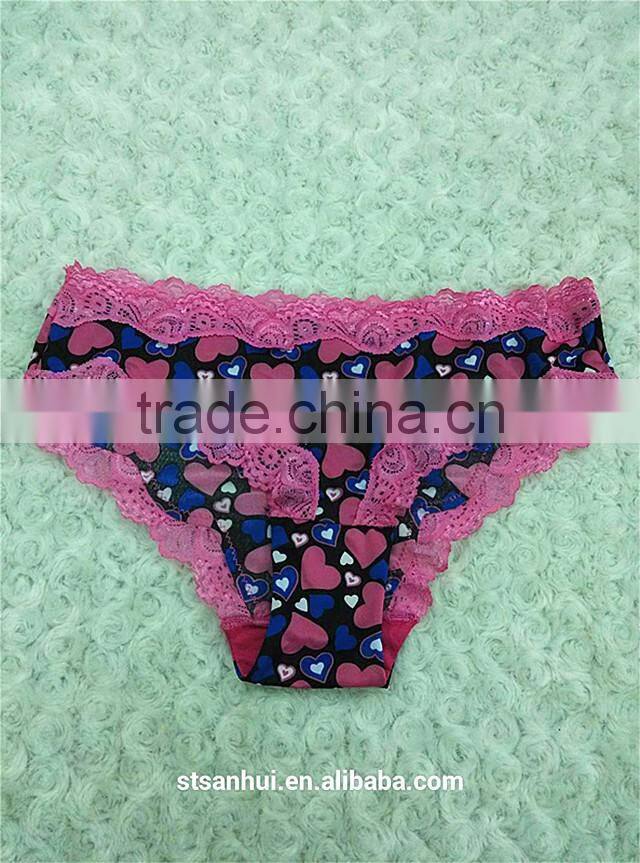 2017 sexy pictures of sexy women wearing sexy panties with fancy dot printed and lace trim