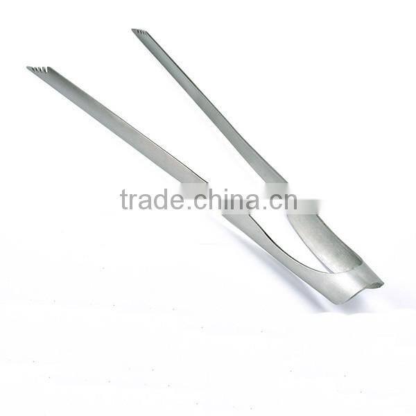 Good quality and factory price rustless Pack of 3 Stainless Steel BBQ Set with silicone glove