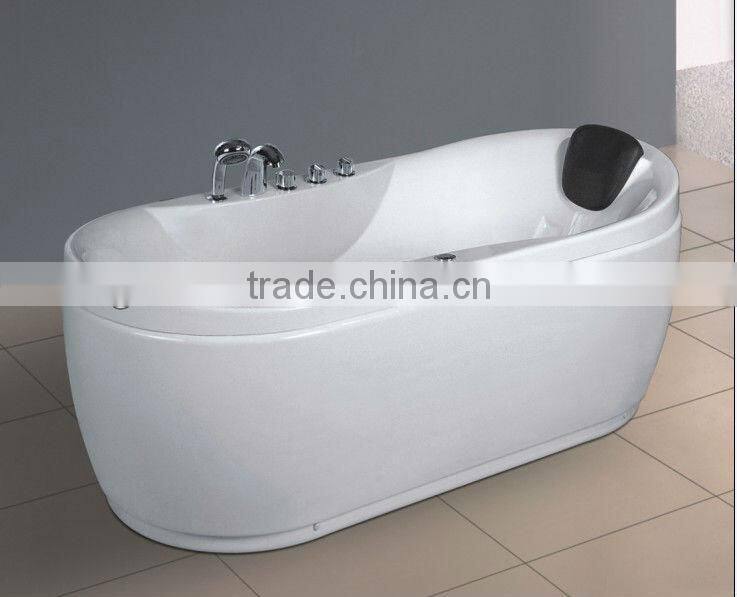 freestanding bathtub