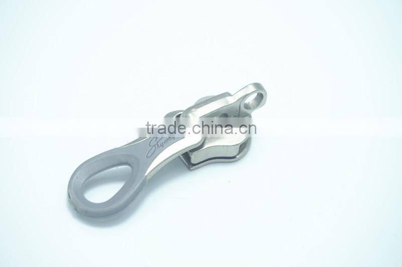 top of hot selling zipper puller for garment N106 lock round head