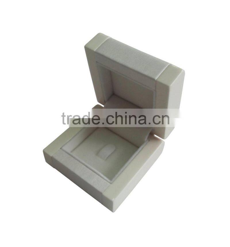 Cheap Lacquered White Wooden Jewelry Box