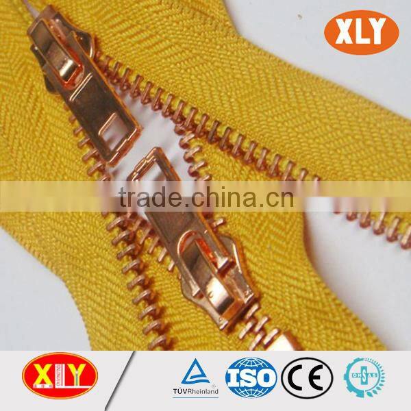 Shenzhen China zipper manufacturer sale metal zipper