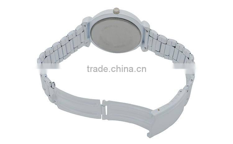 Many colour style fashion design ladies wrist watch