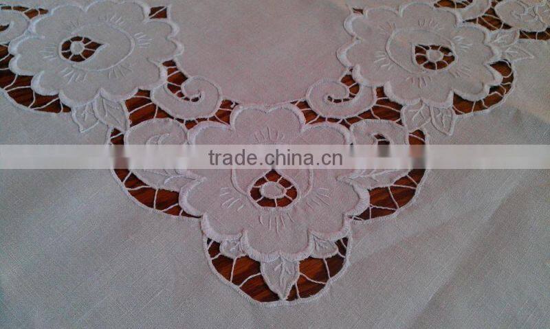 Hand embroidered linen table cloth No.12