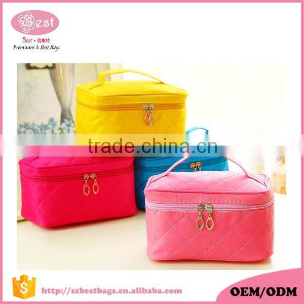 China wholesale new design professional beauty fashion travel cosmetic bag