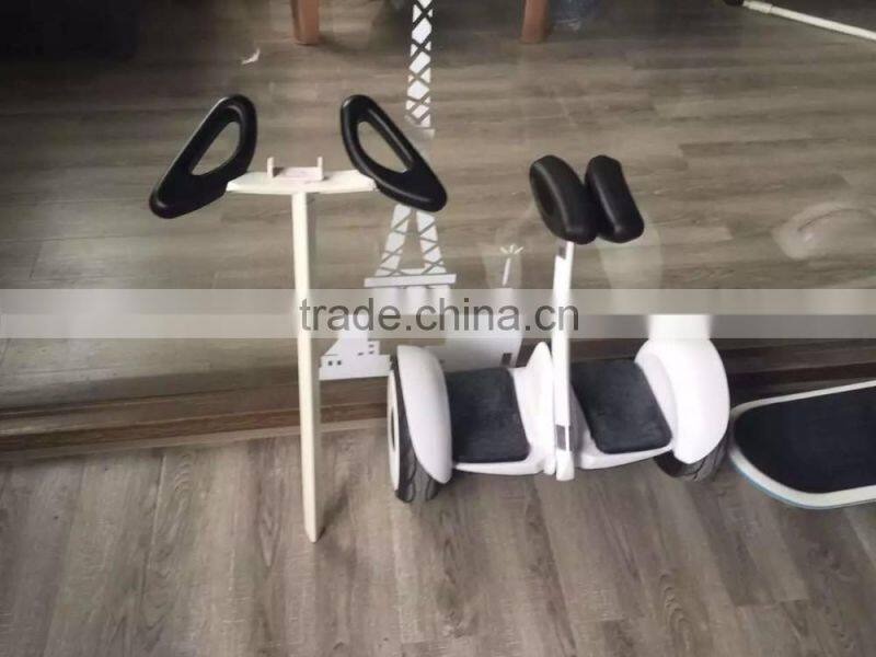 Shenzhen xiaomi mini electric chariot scooter self balancing with Buletooth to control for children and teenagers balance car